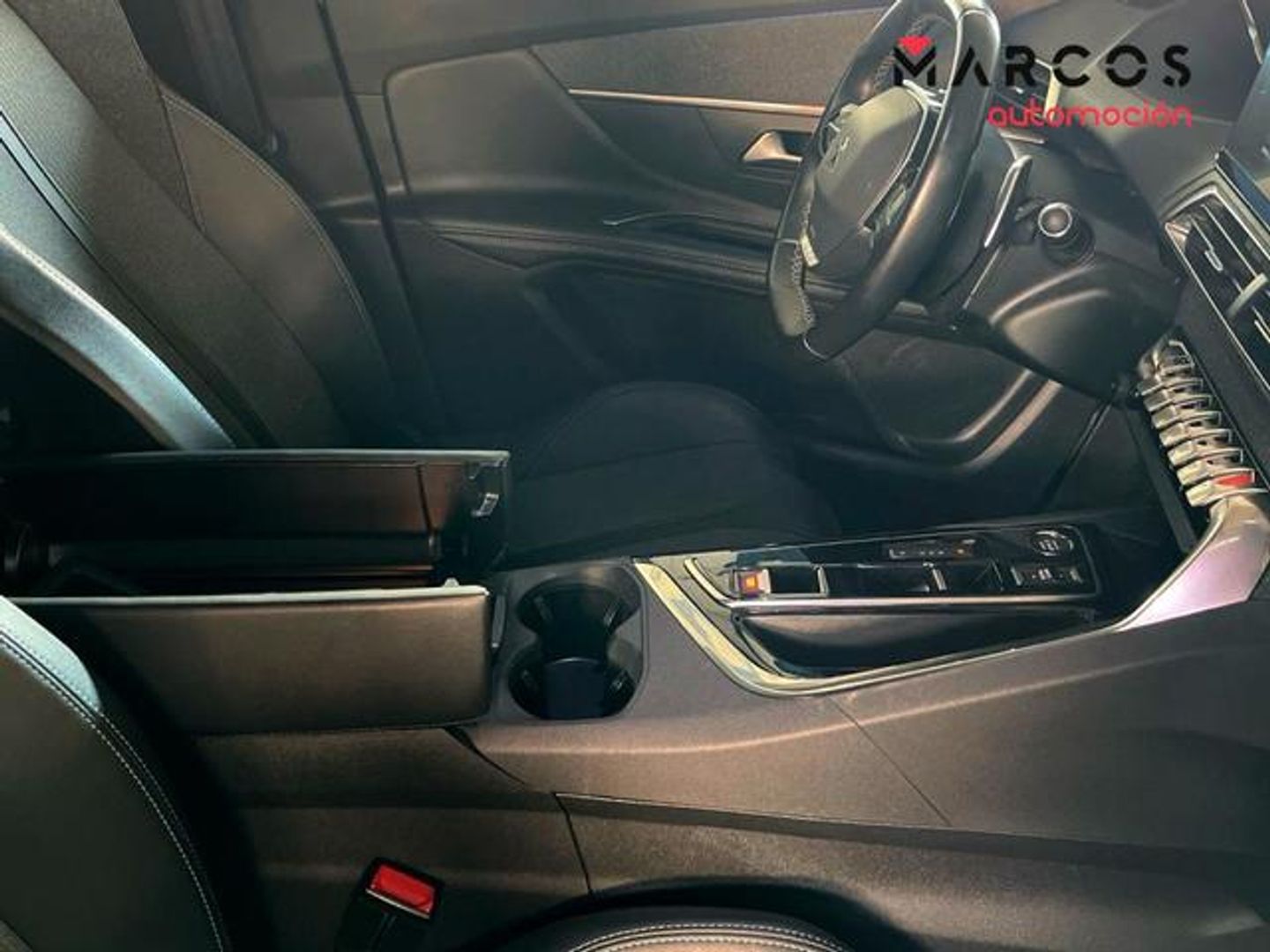 Peugeot 3008 Hybrid 225 Allure Pack e-EAT8 165 kW (225 CV)