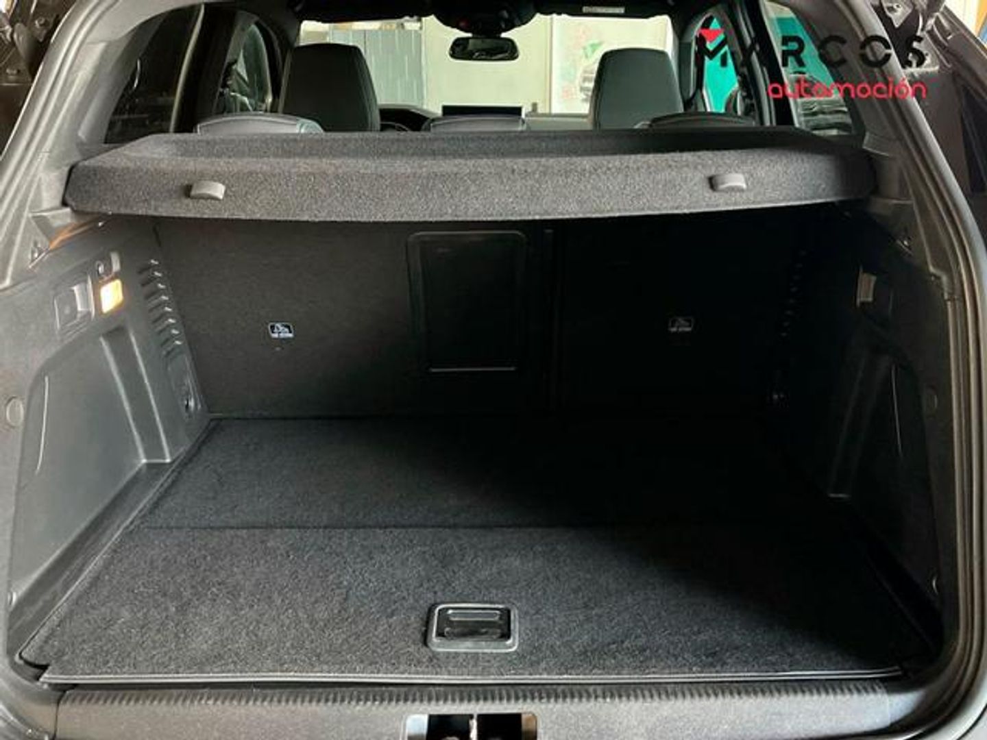 Peugeot 3008 Hybrid 225 Allure Pack e-EAT8 165 kW (225 CV)