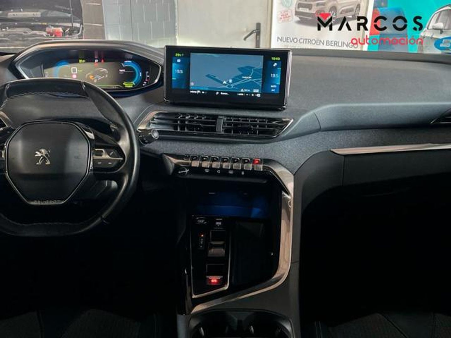 Peugeot 3008 Hybrid 225 Allure Pack e-EAT8 165 kW (225 CV)