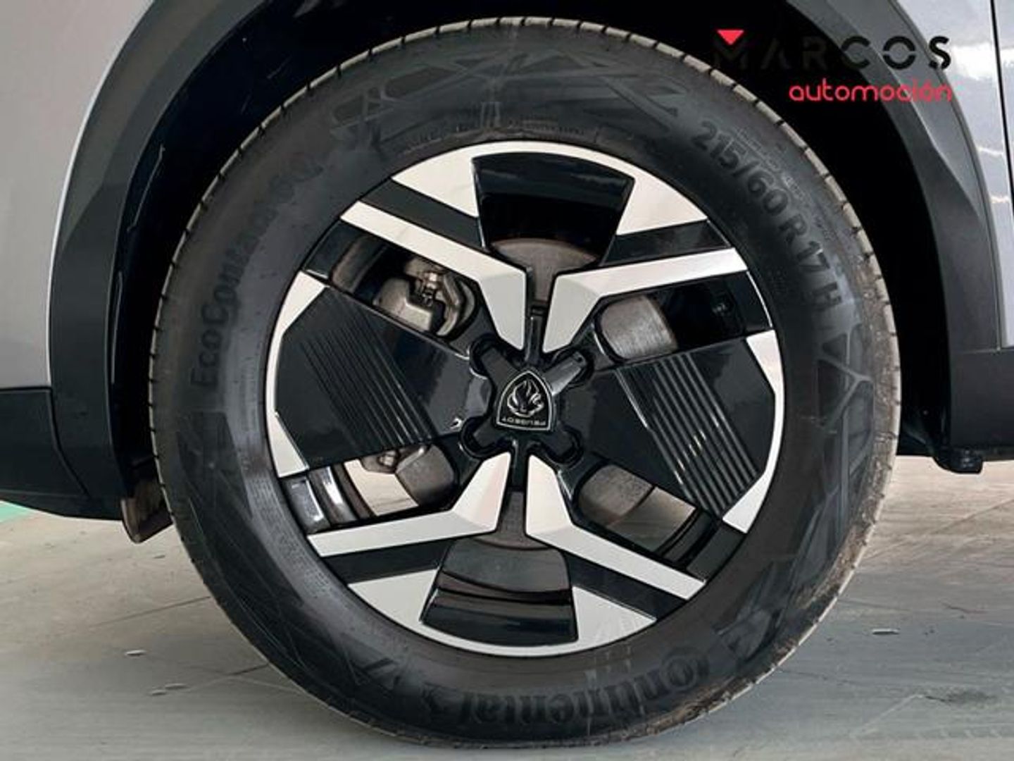 Peugeot 2008 Allure Hybrid eDCS6 100 kW (136 CV)