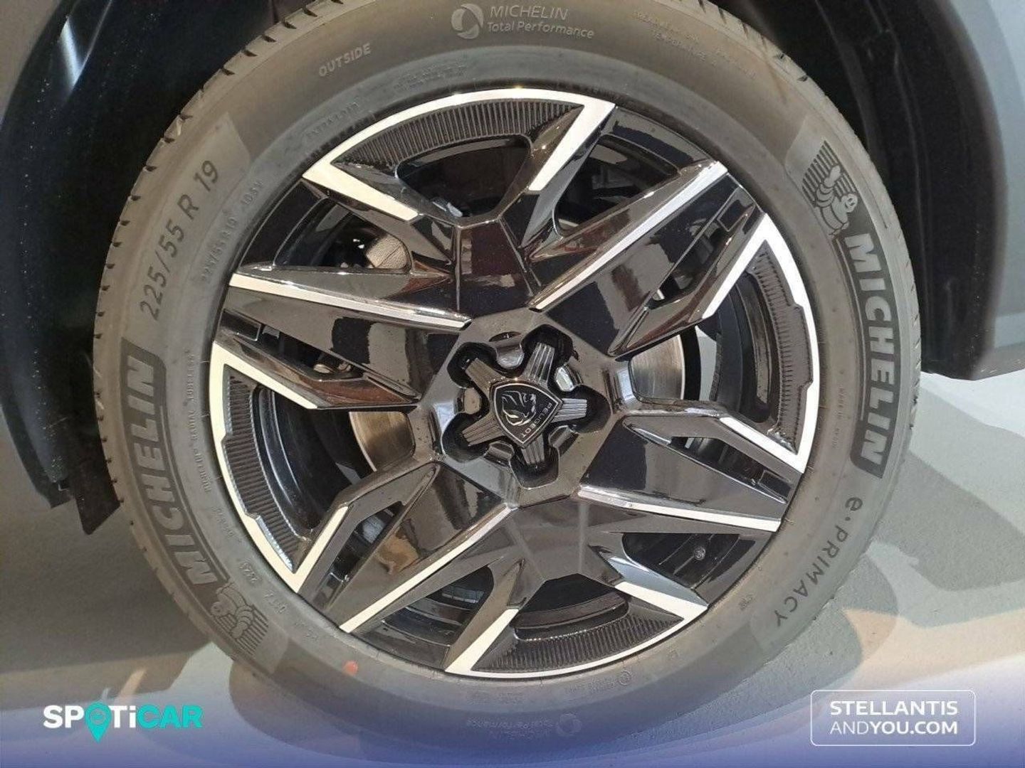 Peugeot 5008 Hybrid 1.2 GT eDCS6 100 kW (136 CV)