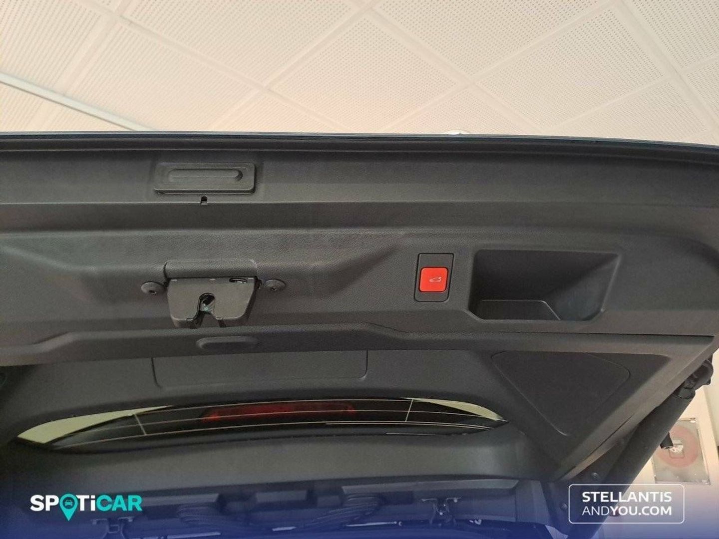 Peugeot 5008 Hybrid 1.2 GT eDCS6 100 kW (136 CV)