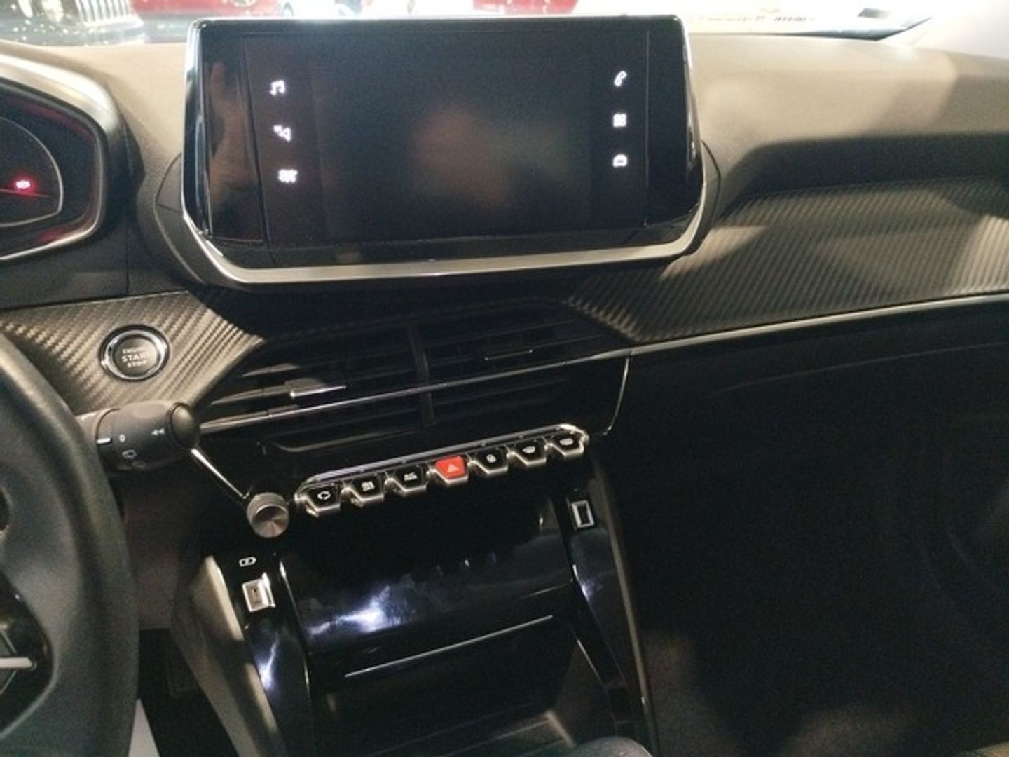 Peugeot 2008 PureTech 100 S&S Allure 75 kW (100 CV)