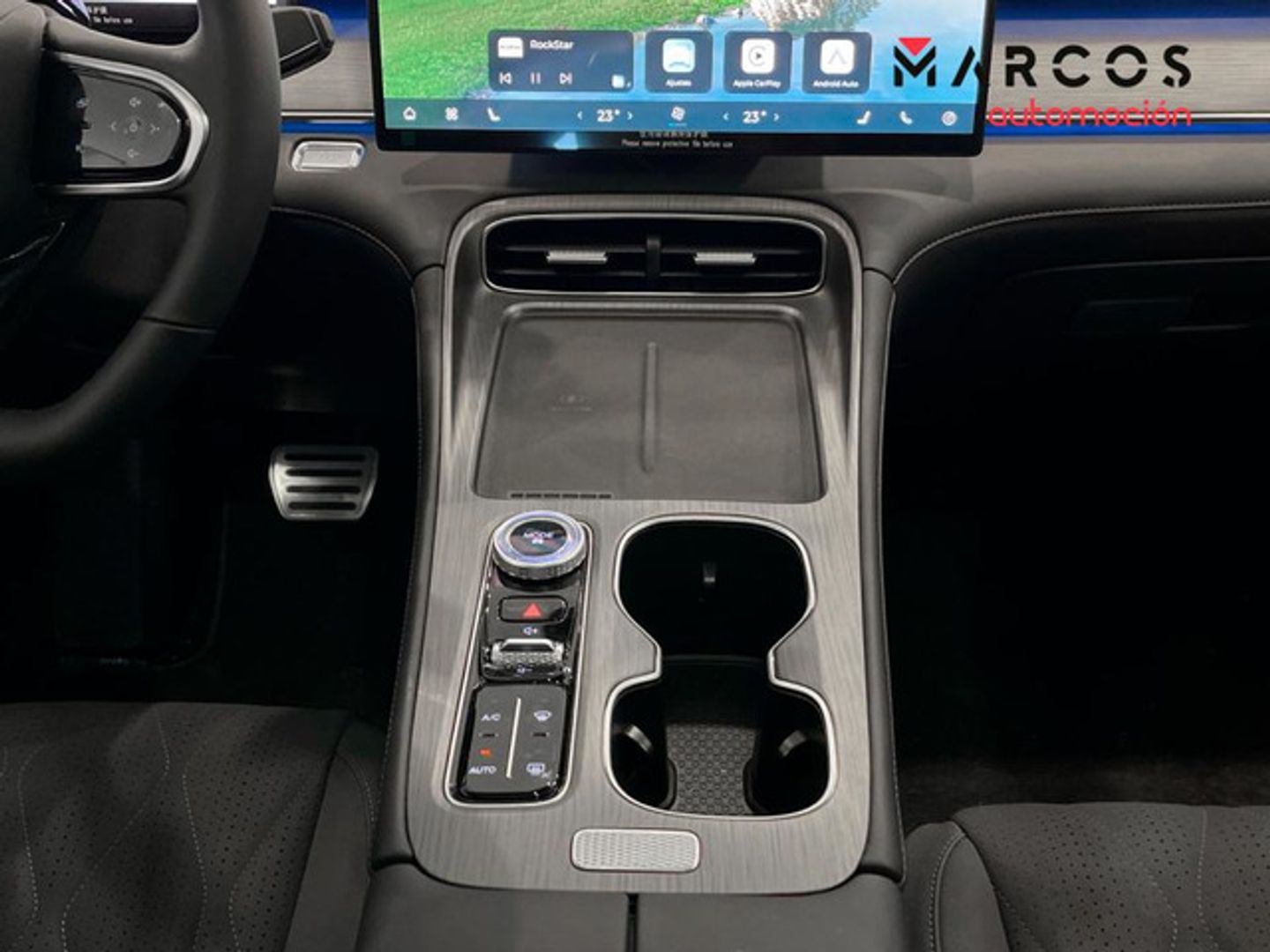 Ebro S800 1.6 TGDI Luxury DCT 108 kW (147 CV)