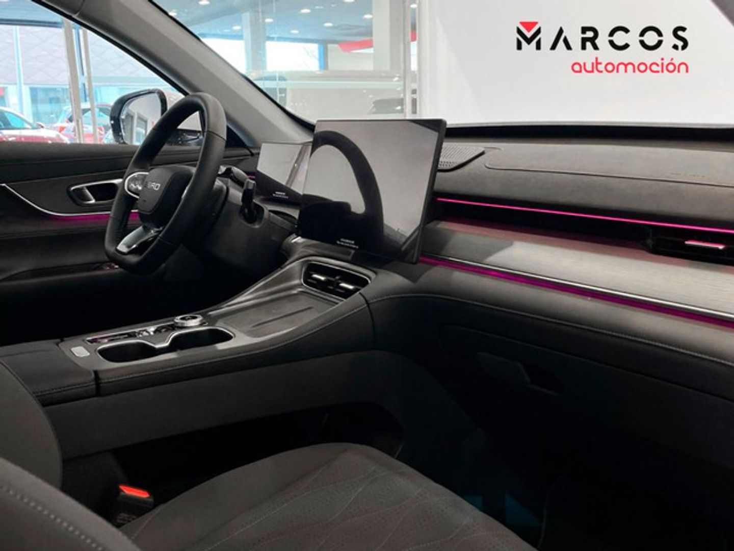 Ebro S800 1.6 TGDI Luxury DCT 108 kW (147 CV)