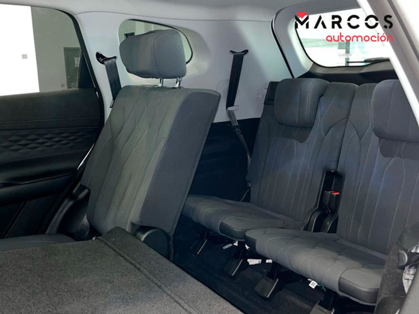 Ebro S800 1.6 TGDI Luxury DCT 108 kW (147 CV)