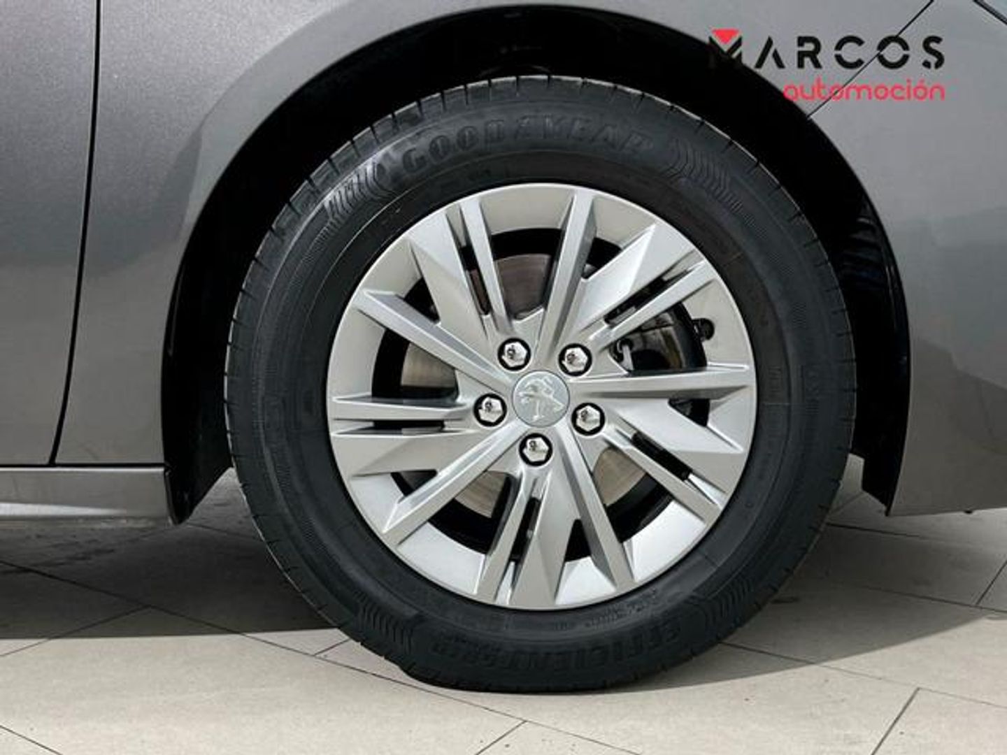 Peugeot 508 BlueHDi 130 S&S Business Line EAT8 96 kW (130 CV)