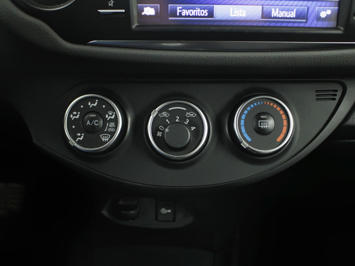 Toyota Yaris 1.0 Active 51 kW (69 CV)