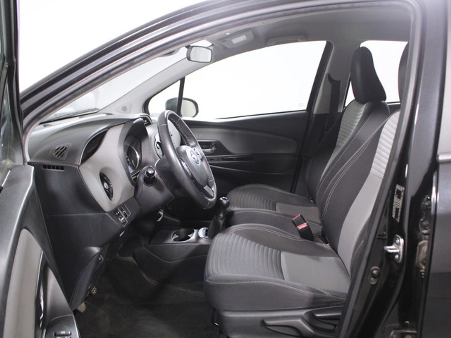 Toyota Yaris 1.0 Active 51 kW (69 CV)
