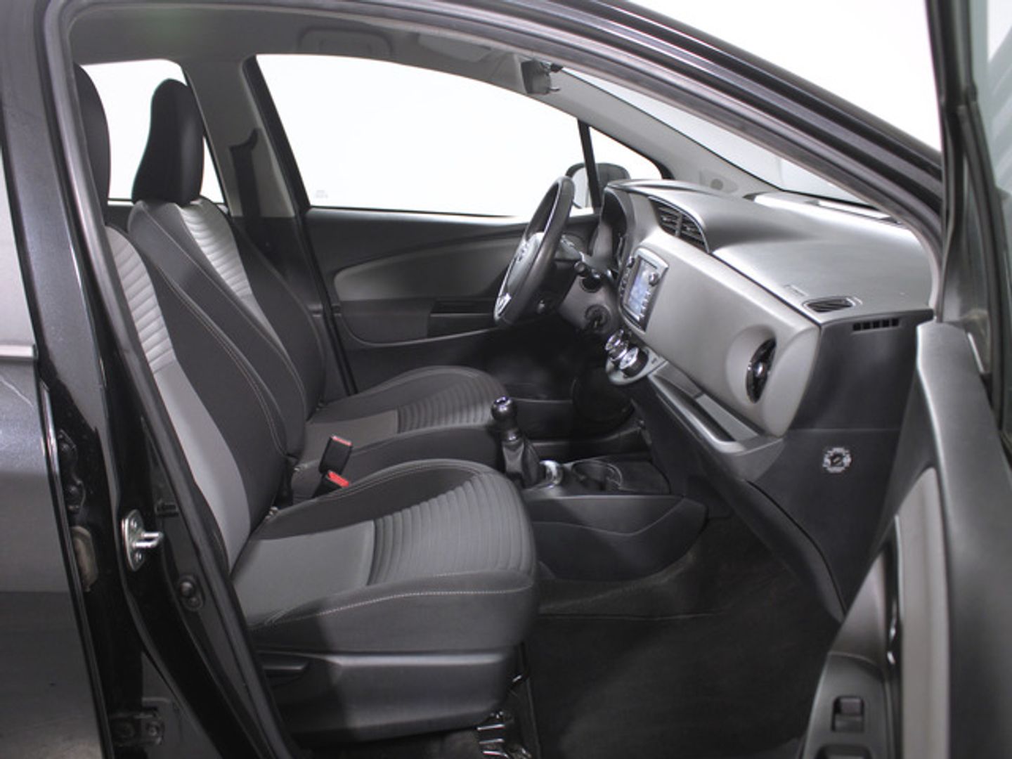 Toyota Yaris 1.0 Active 51 kW (69 CV)