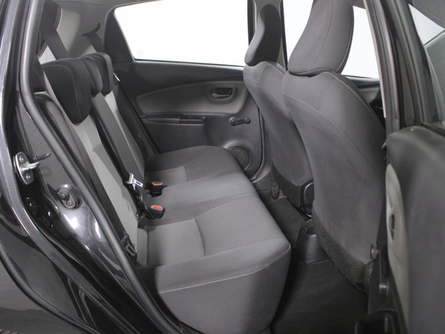 Toyota Yaris 1.0 Active 51 kW (69 CV)