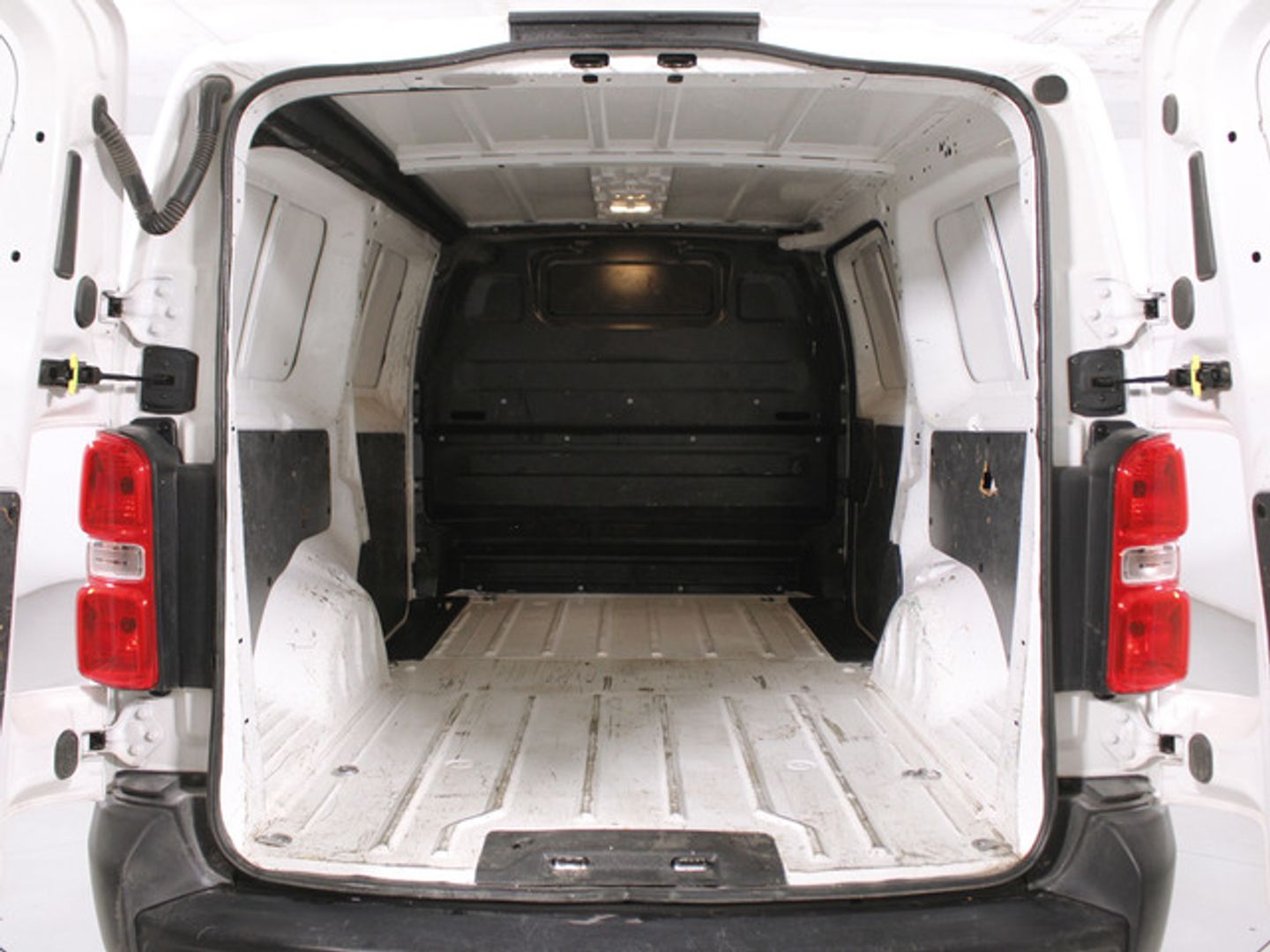 Toyota Proace Furgon 1.5D GX L1 88 kW (120 CV)