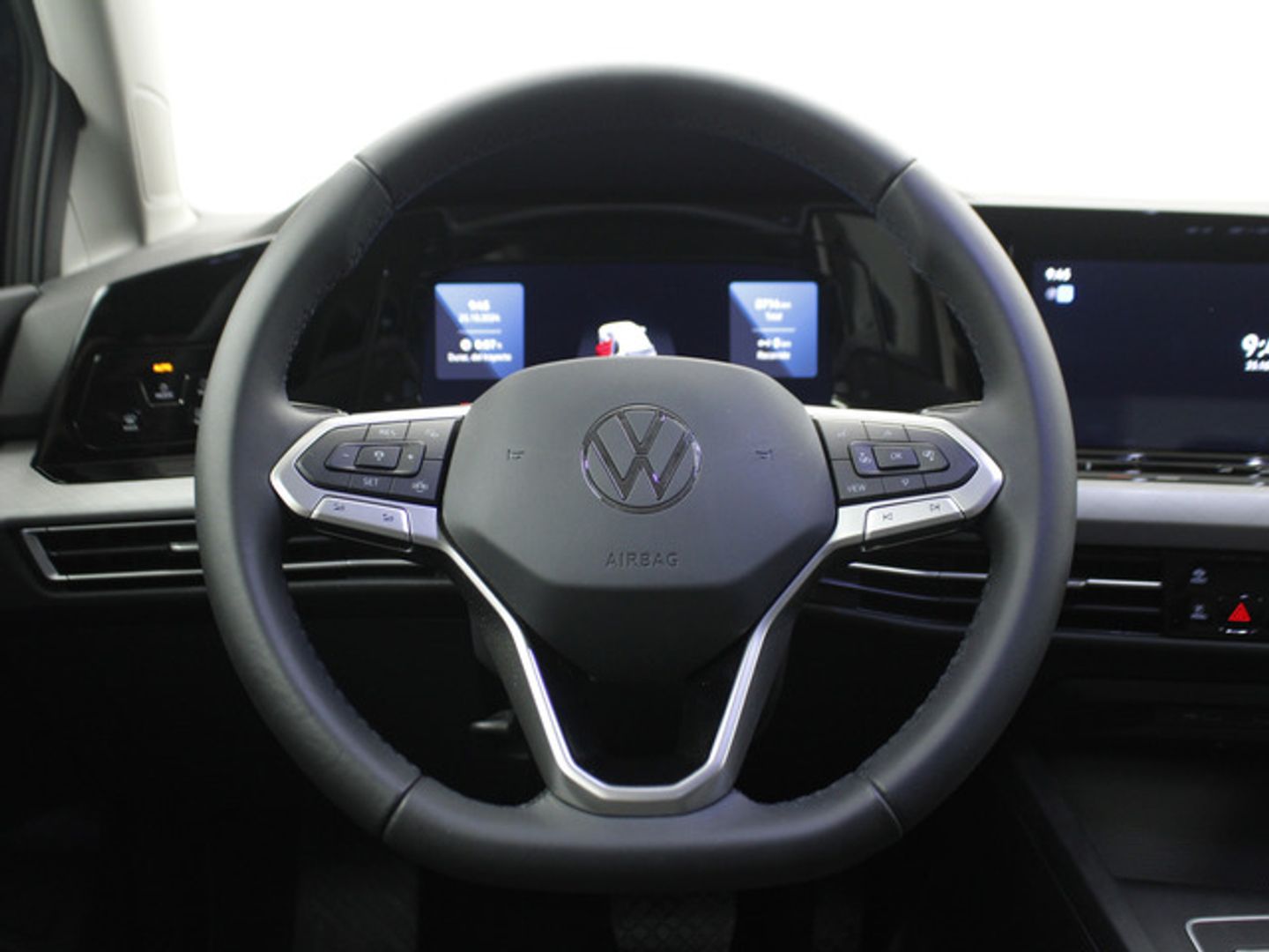 Volkswagen Golf Life 1.0 eTSI 81 kW (110 CV) DSG