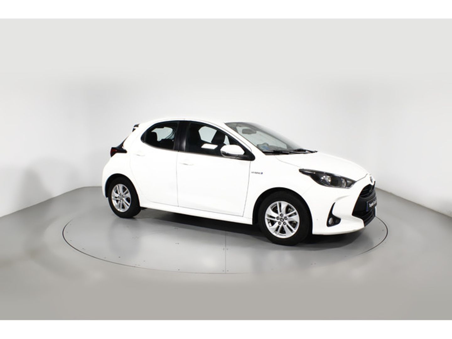 Toyota Yaris 120H Business Plus 85 kW (116 CV)