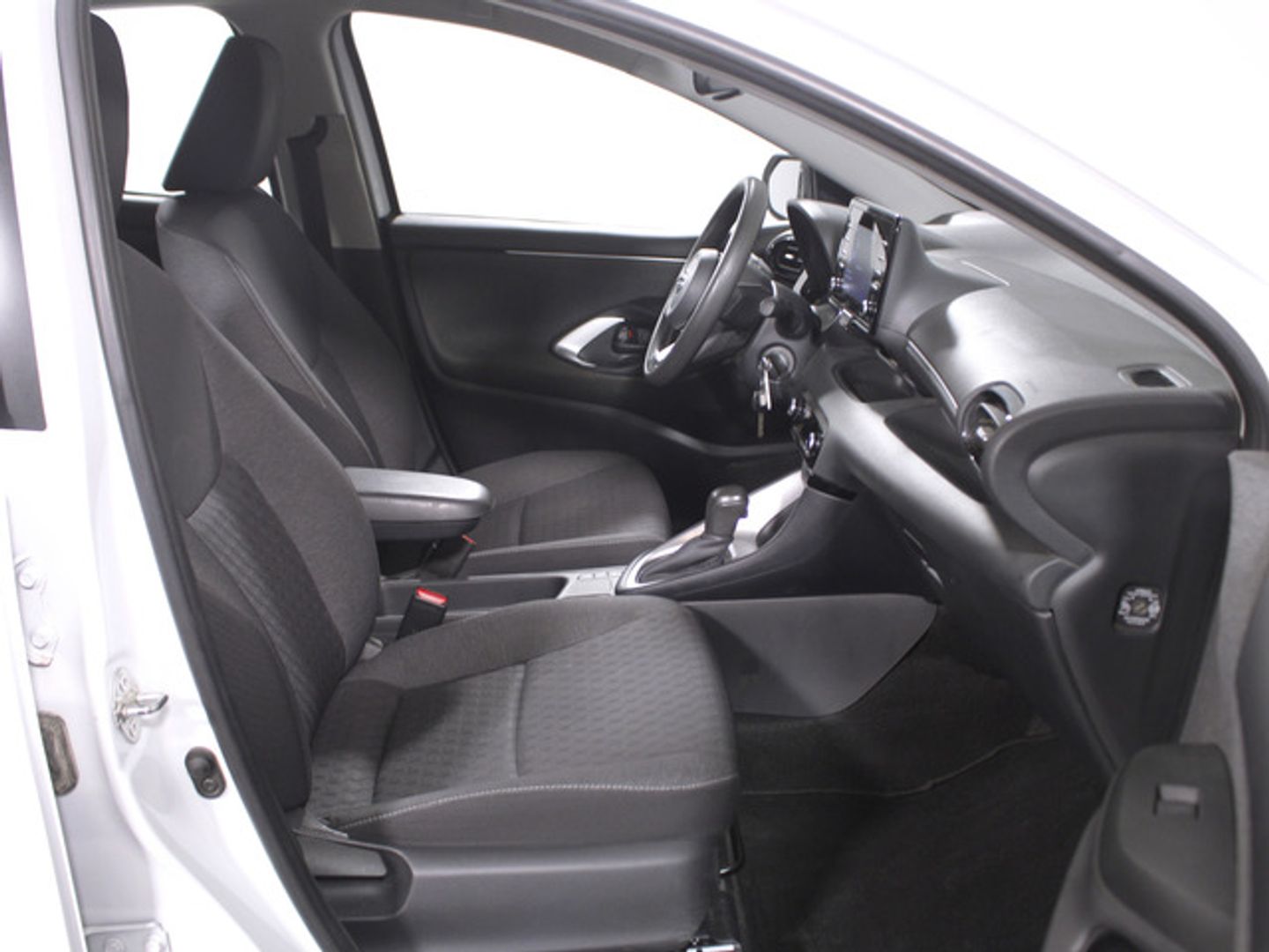 Toyota Yaris 120H Business Plus 85 kW (116 CV)