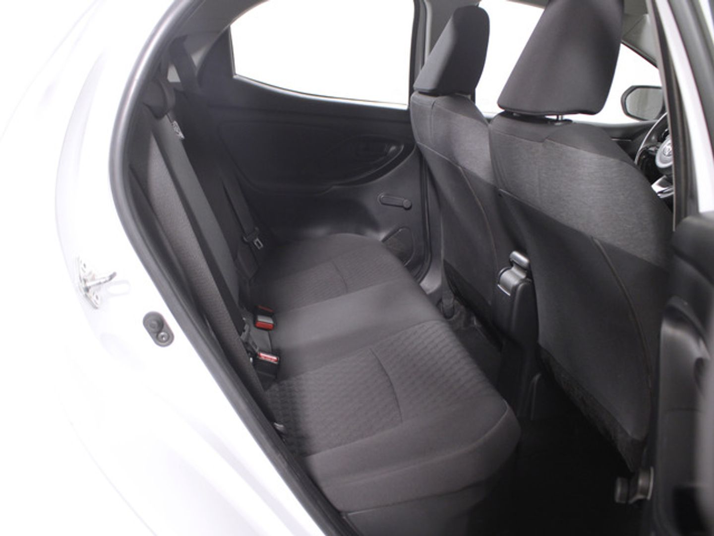 Toyota Yaris 120H Business Plus 85 kW (116 CV)