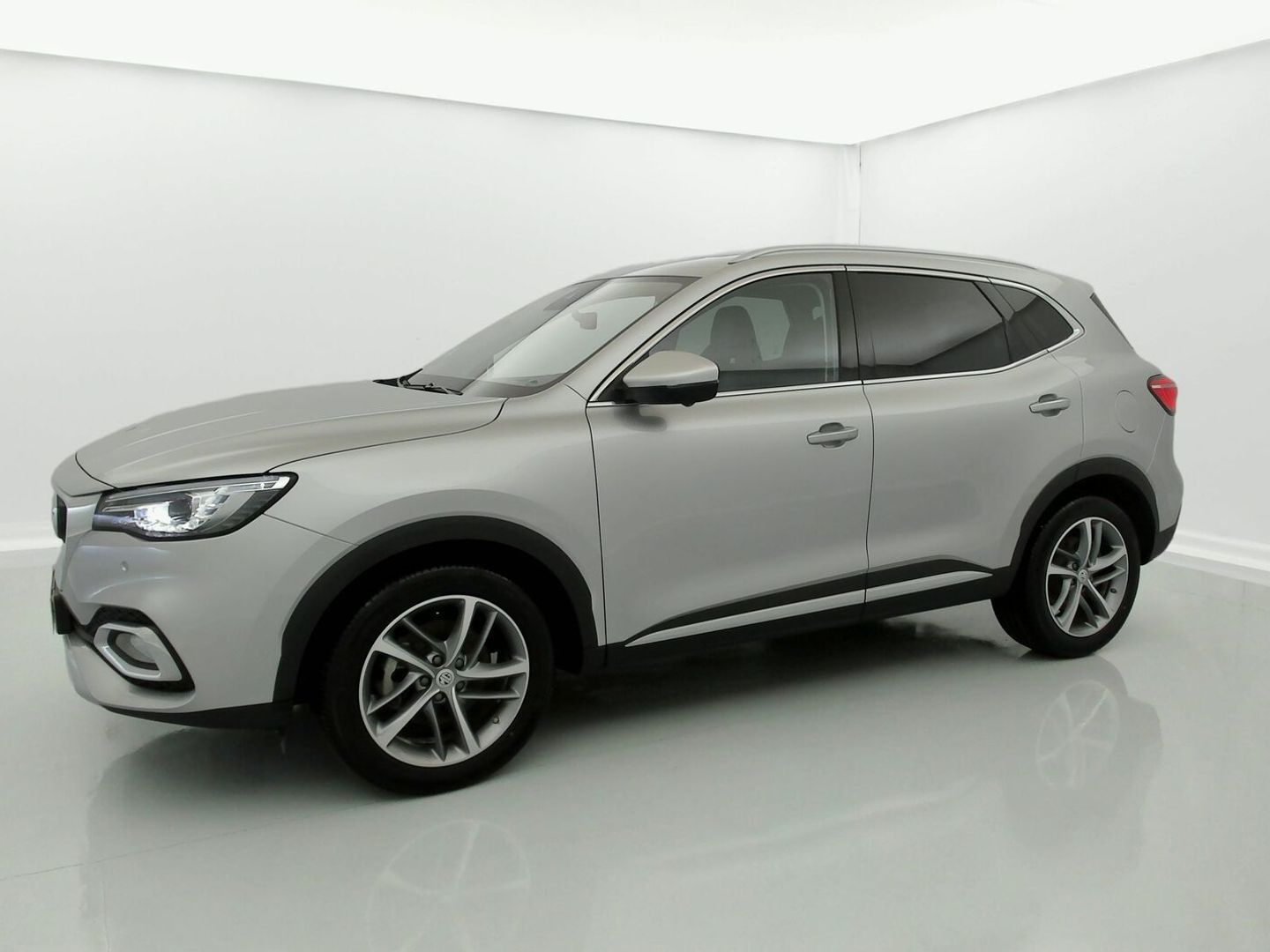 MG eHS 1.5 T-GDI PHEV Luxury 190 kW (258 CV)