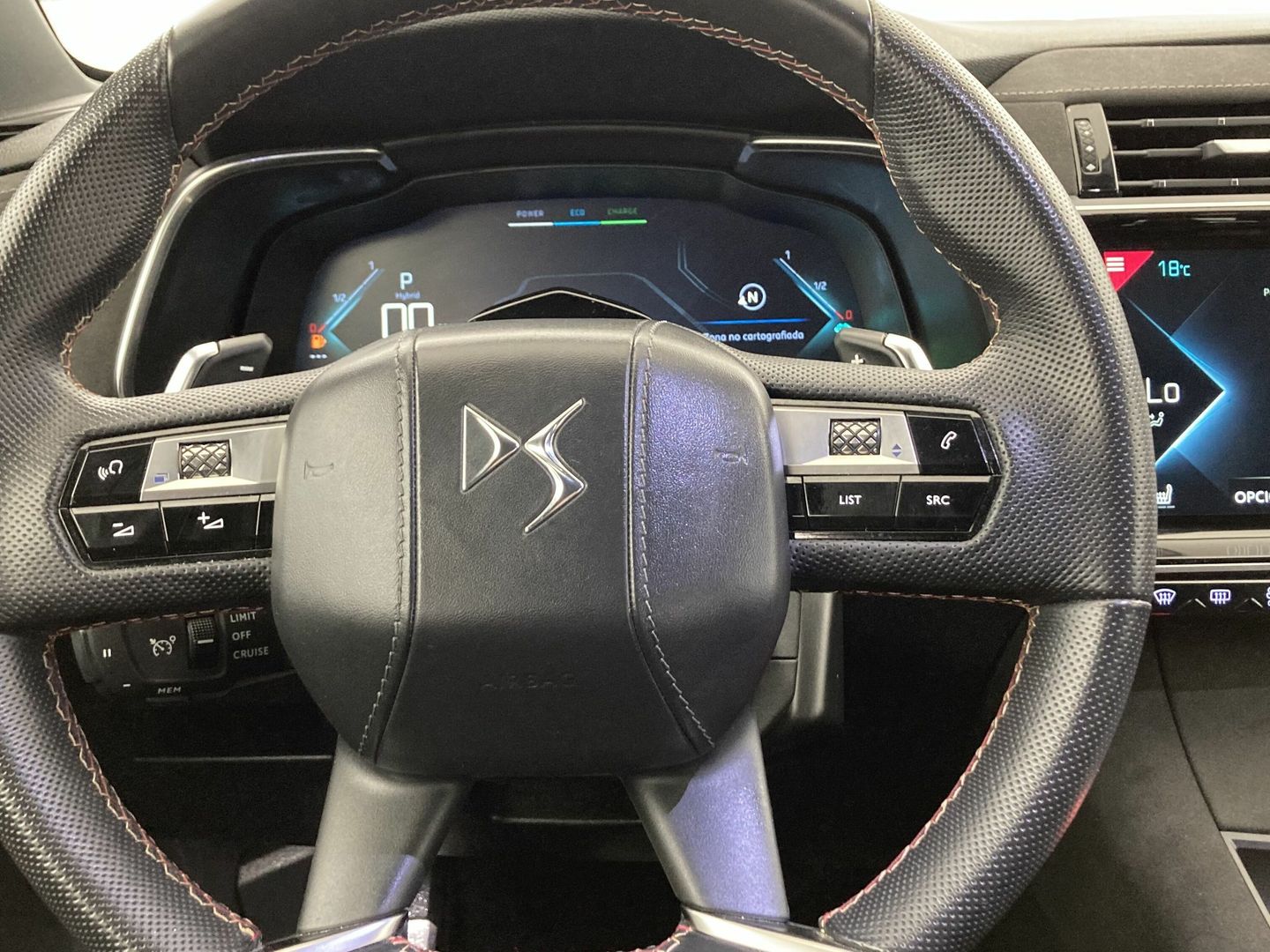 DS DS7 Crossback E-Tense 300 Performance Line+ 4WD Auto 221 kW (300 CV)
