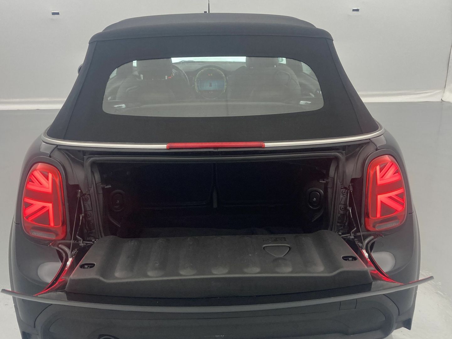 MINI MINI Cabrio Cooper 100 kW (136 CV)
