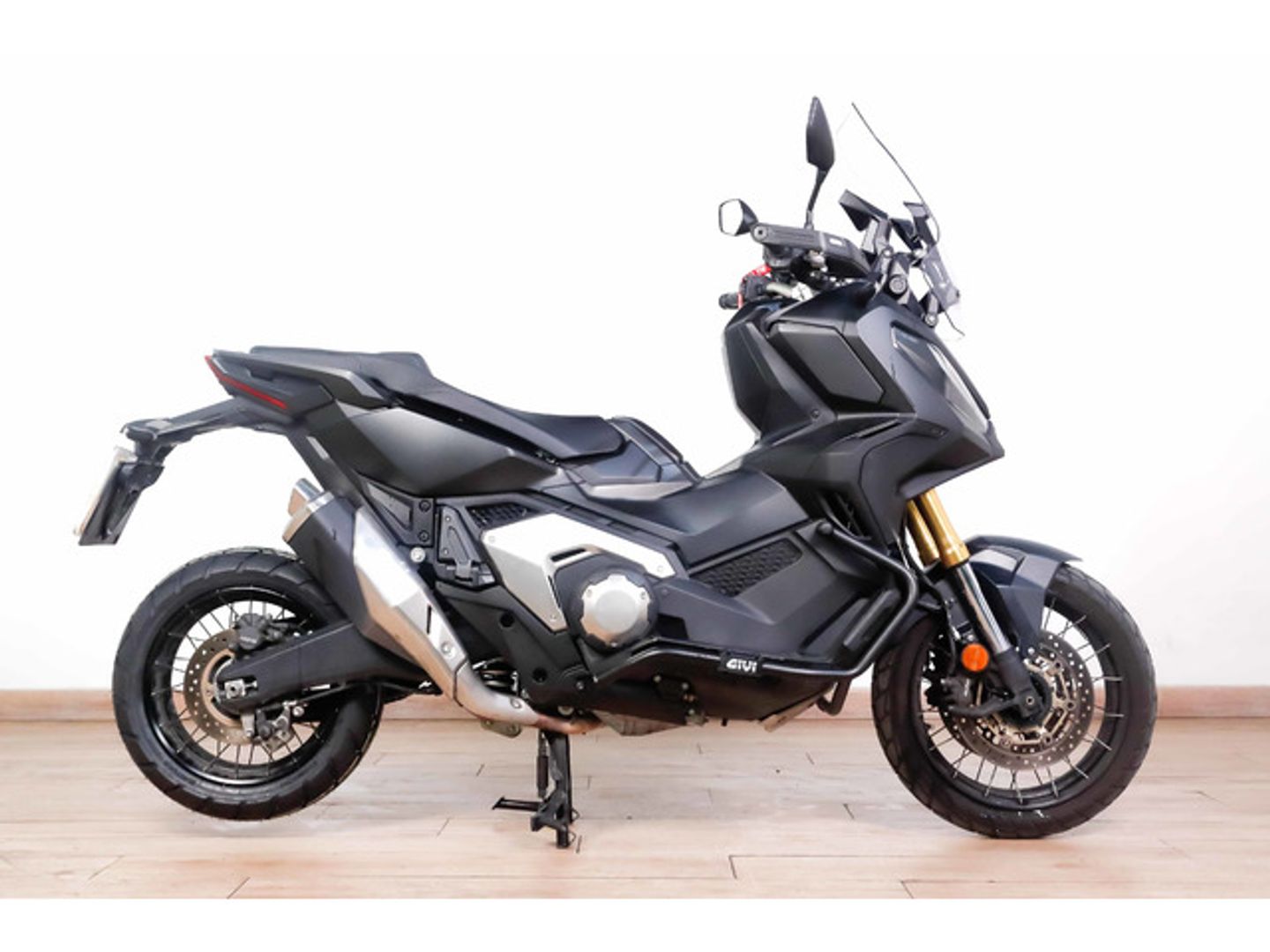 Honda X-ADV Negro Motorcycle