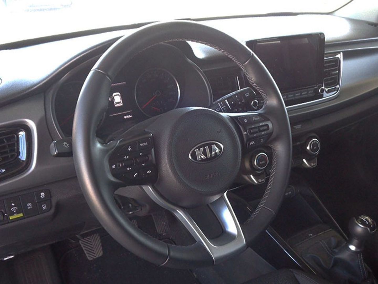 Kia Rio 1.0 T-GDi MHEV iMT Drive 74 kW (100 CV)