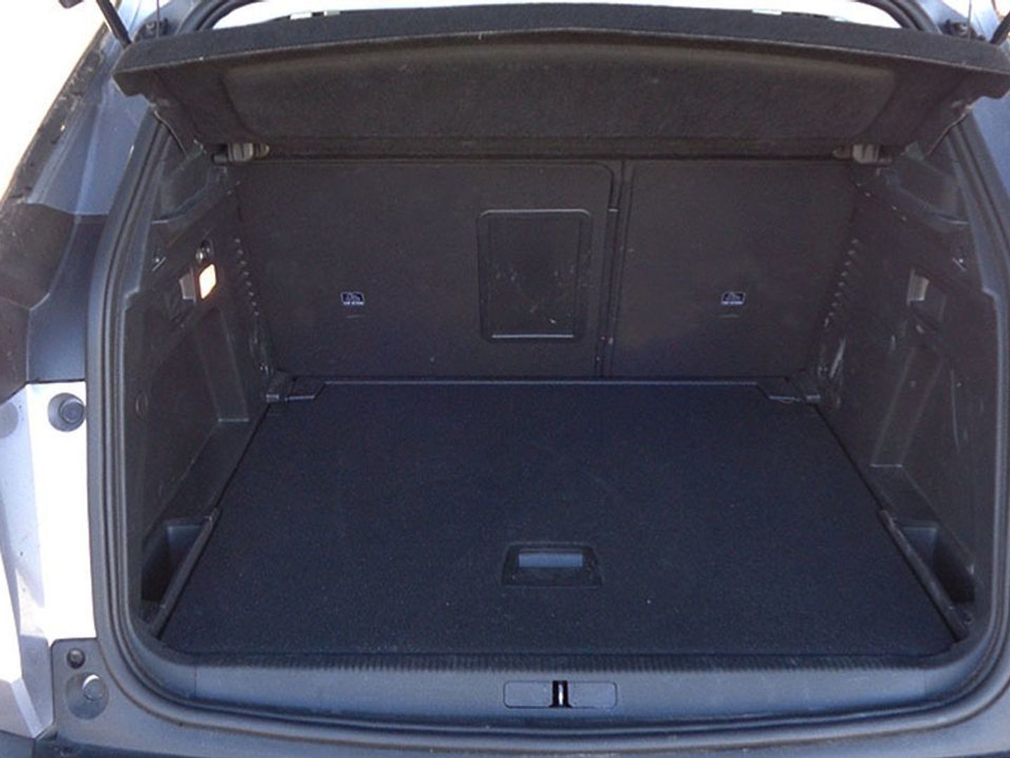 Peugeot 3008 PureTech 130 S&S Active Pack 96 kW (130 CV)