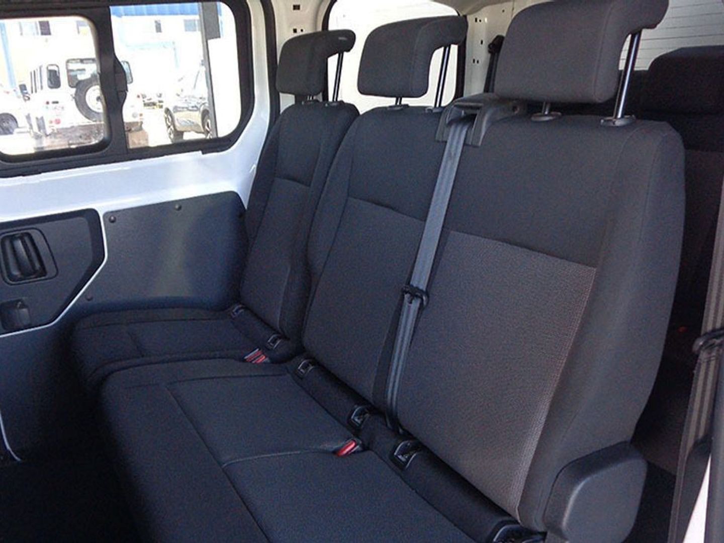 Peugeot Expert Combi BlueHDi 120 S&S Compact 88 kW (120 CV)