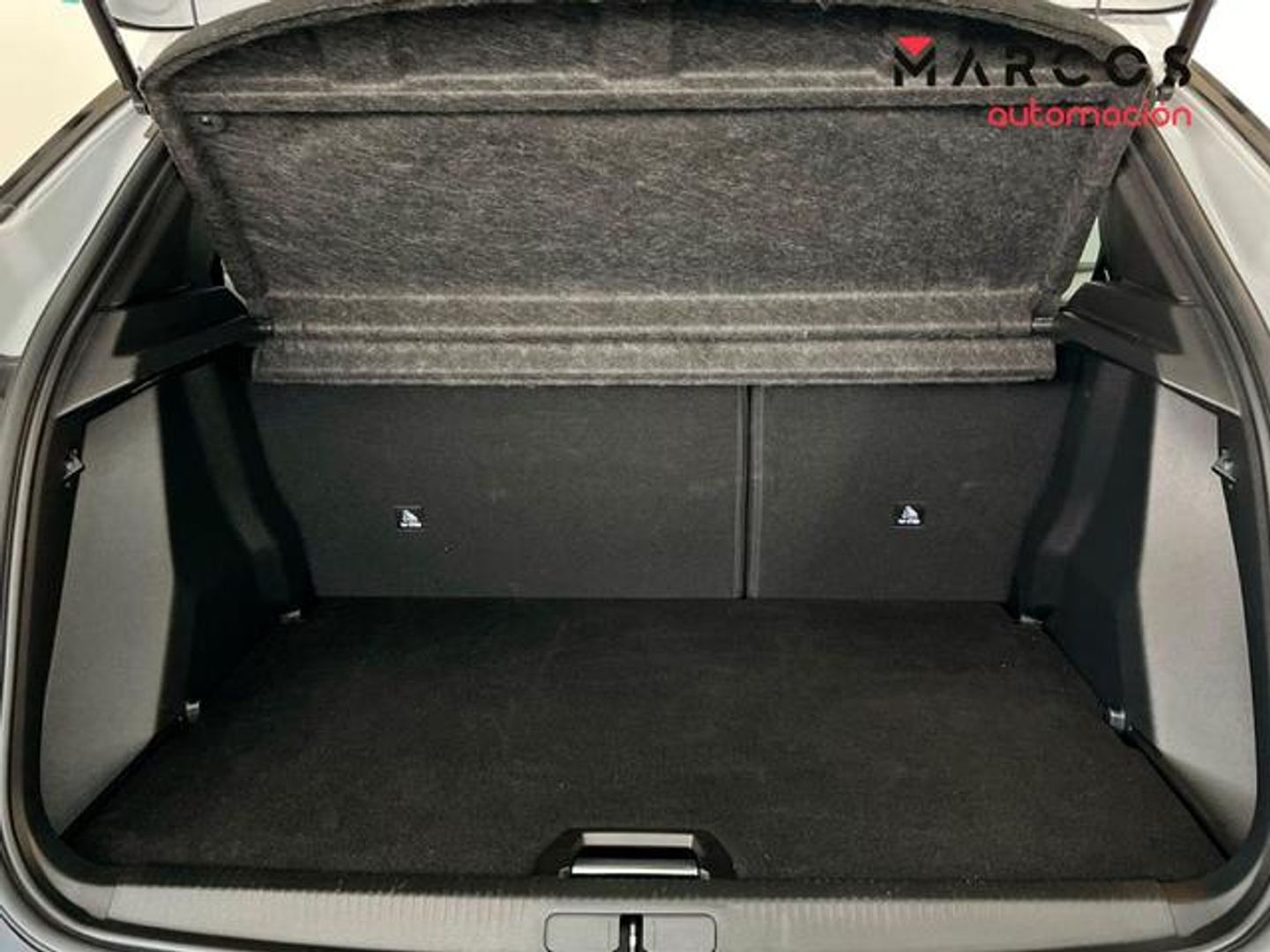 Peugeot 2008 PureTech 100 S&S Allure 75 kW (100 CV)