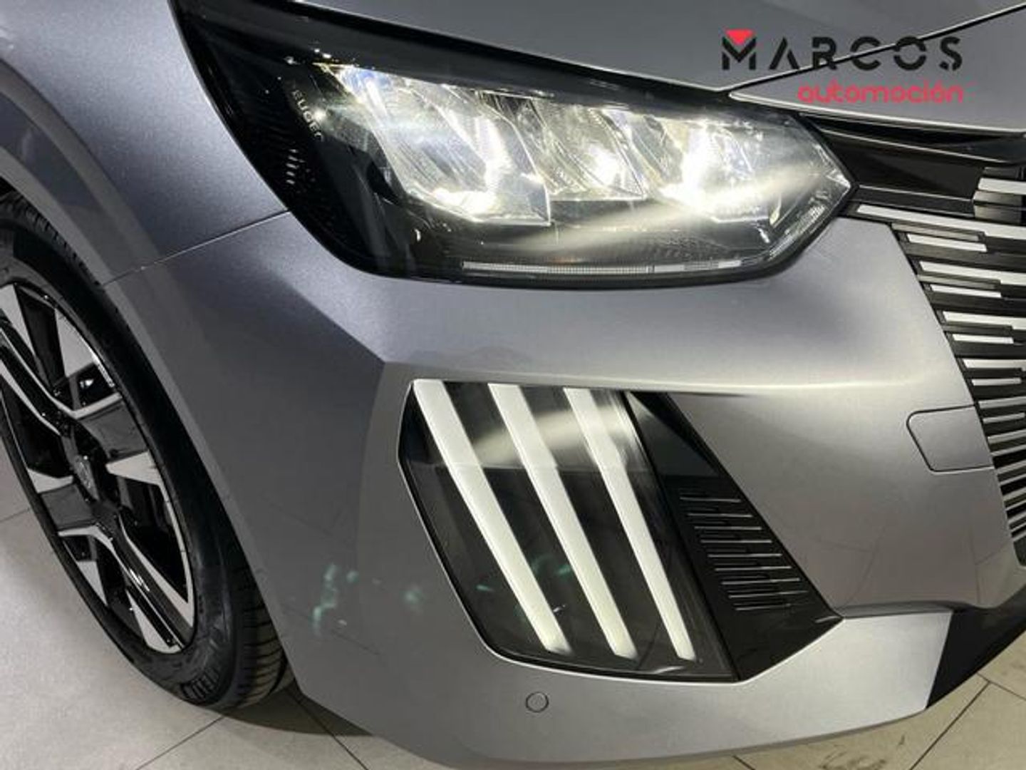 Peugeot 208 PureTech 100 Allure 75 kW (100 CV)