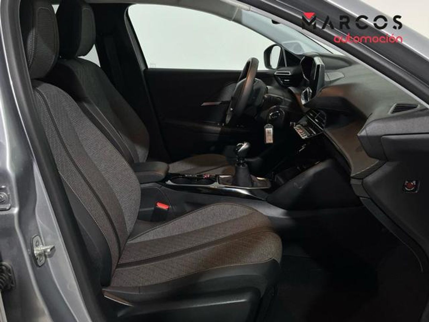 Peugeot 208 PureTech 100 Allure 75 kW (100 CV)
