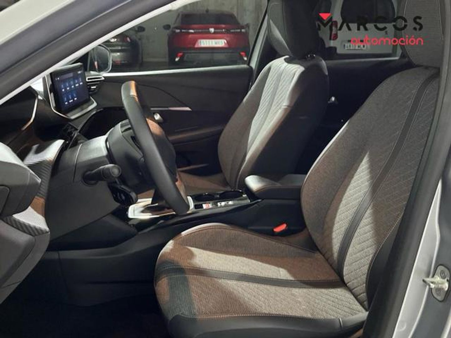 Peugeot 208 PureTech 100 Allure 75 kW (100 CV)