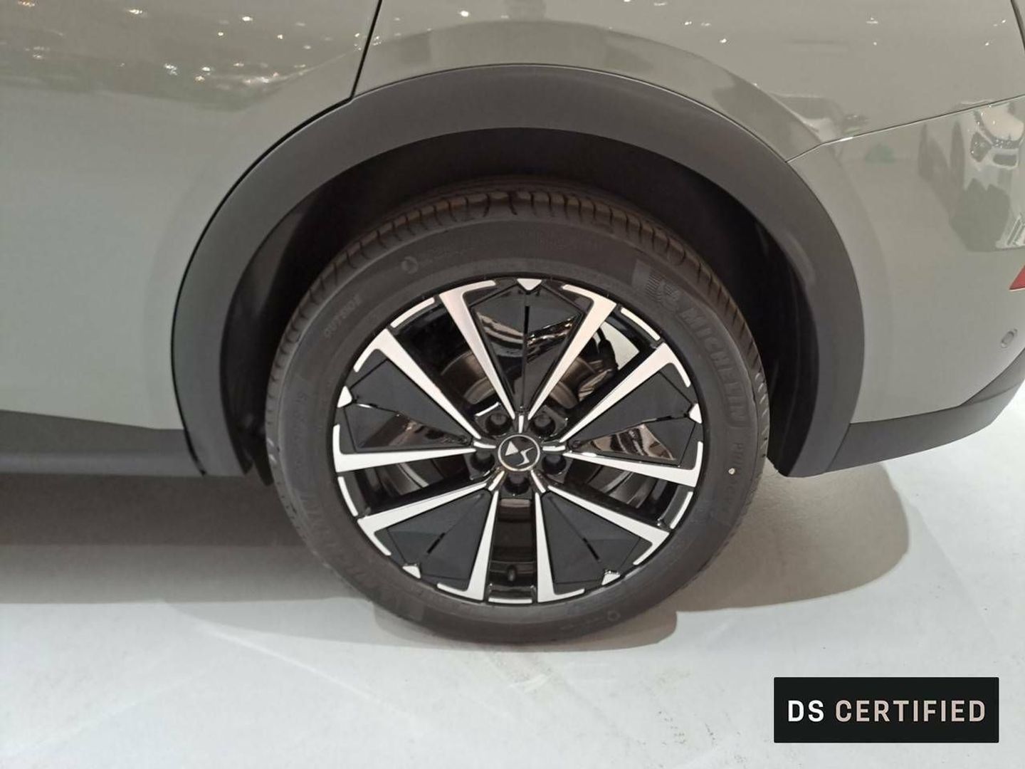 DS DS7 Crossback E-Tense 225 Rivoli Auto 165 kW (225 CV)