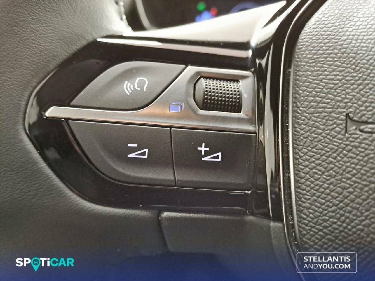 Peugeot 2008 PureTech 100 S&S Allure 75 kW (100 CV)