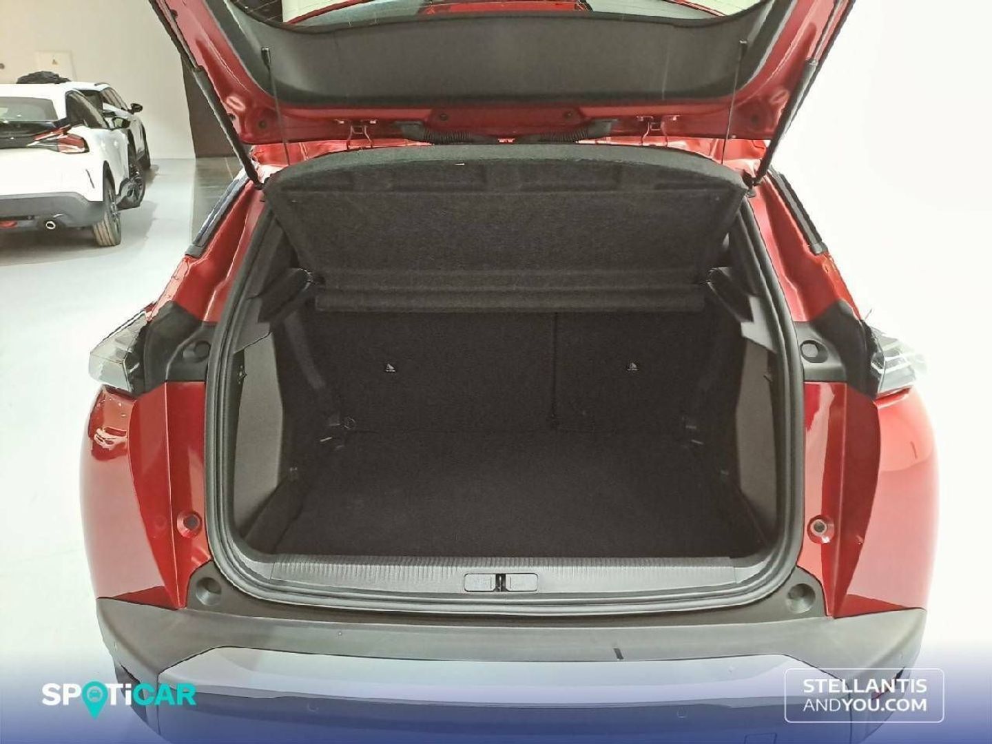 Peugeot 2008 PureTech 100 S&S Allure 75 kW (100 CV)