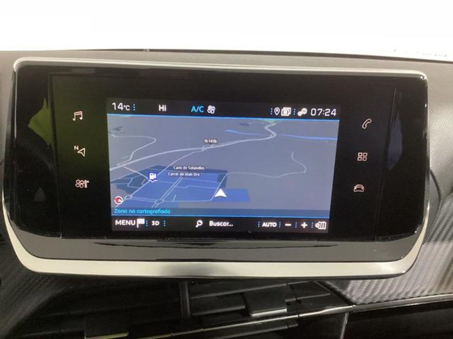 Peugeot 208 PureTech 100 Allure EAT8 75 kW (100 CV)