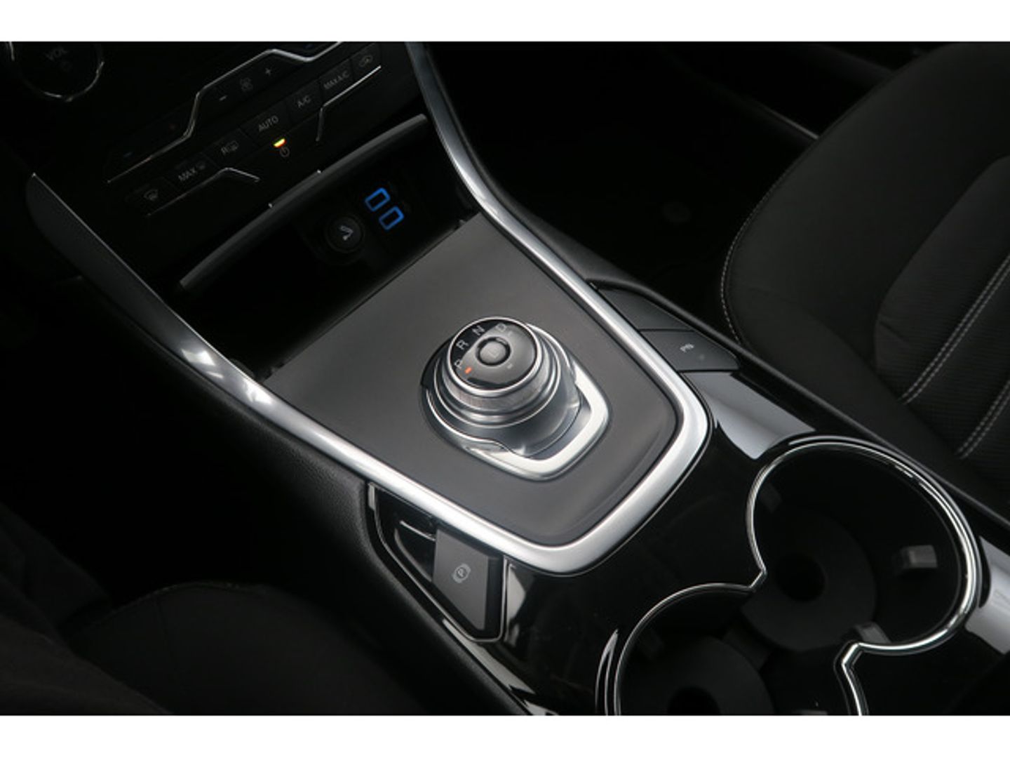 Ford Galaxy 2.5 Duratec FHEV Titanium Auto 140 kW (190 CV)