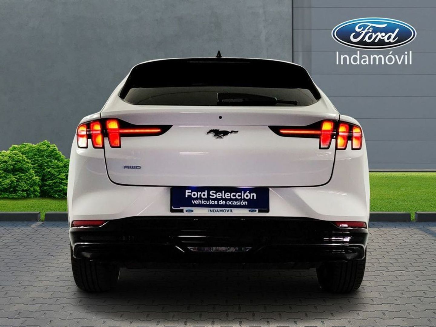 Ford Mustang Mach-E First Edition Batería 98.8Kwh AWD Rango extendido 258 kW (351 CV) Blanco All Terrain / Pick-up