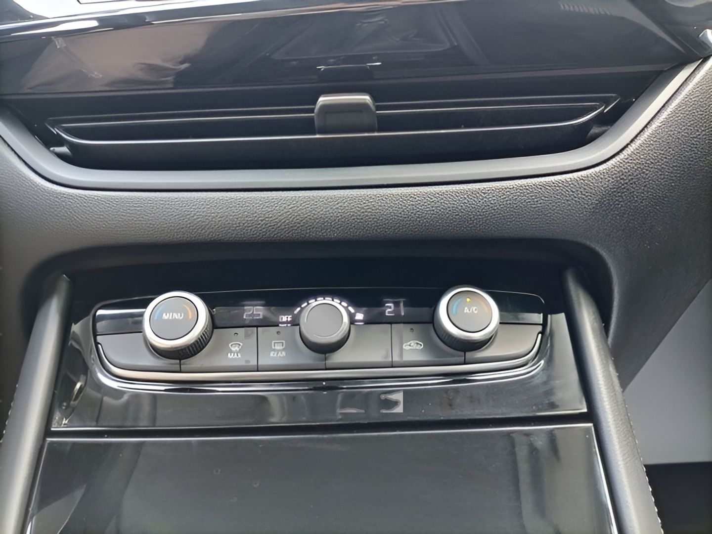 Opel Grandland 1.2 Turbo S&S GS 96 kW (130 CV)