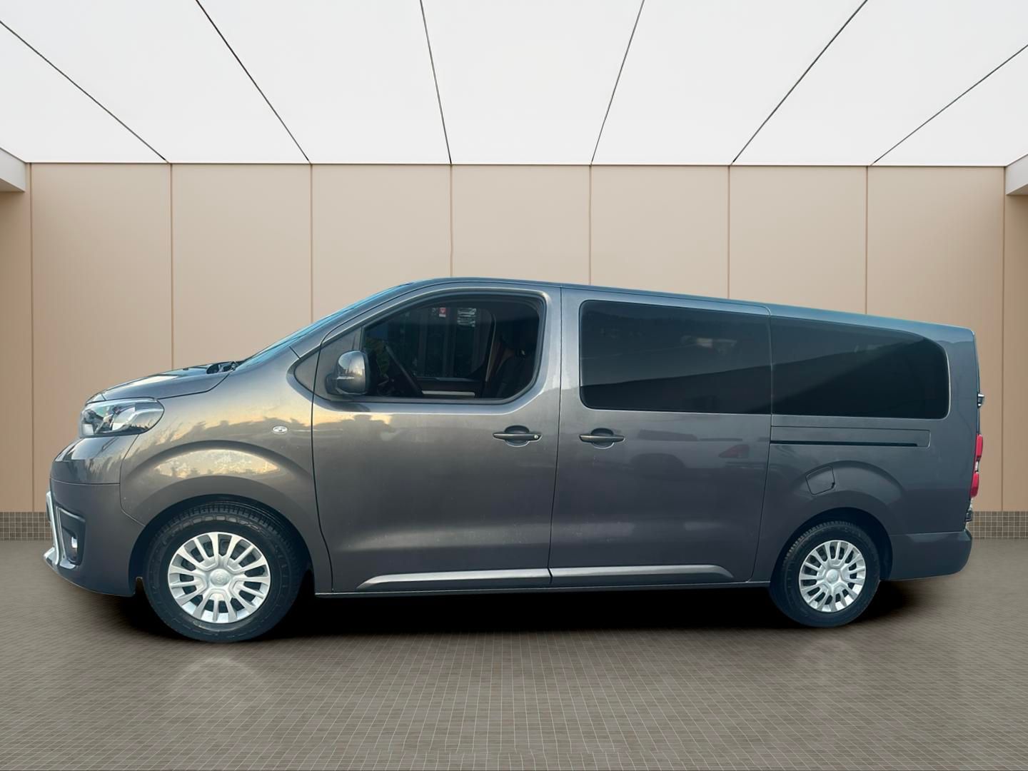 Toyota Proace Verso 2.0D VX Shuttle 107 kW (145 CV)
