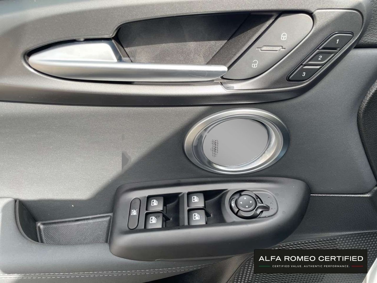 Alfa Romeo Tonale 1.6 DS Veloce Auto 96 kW (130 CV)