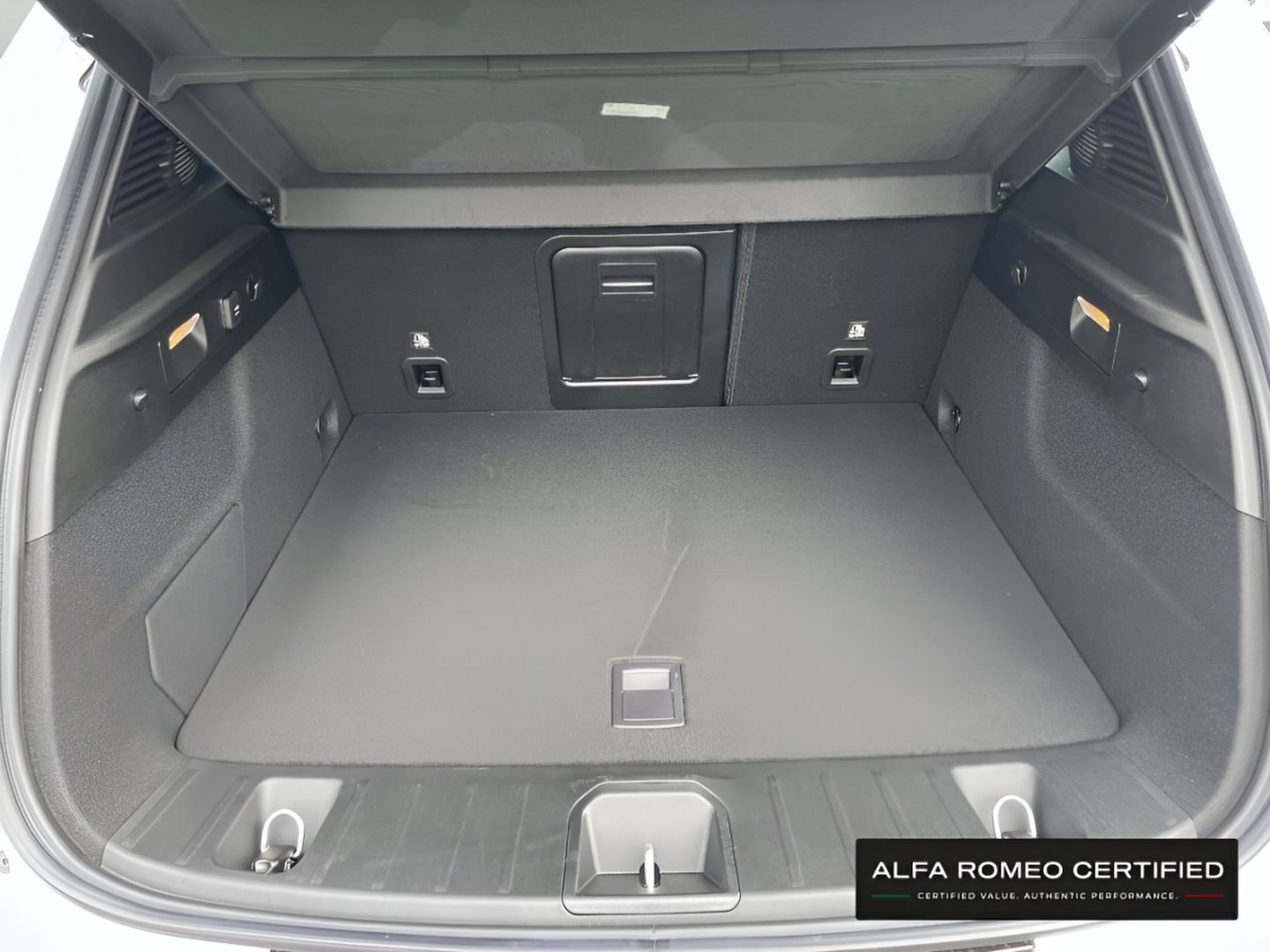 Alfa Romeo Tonale 1.6 DS Veloce Auto 96 kW (130 CV)