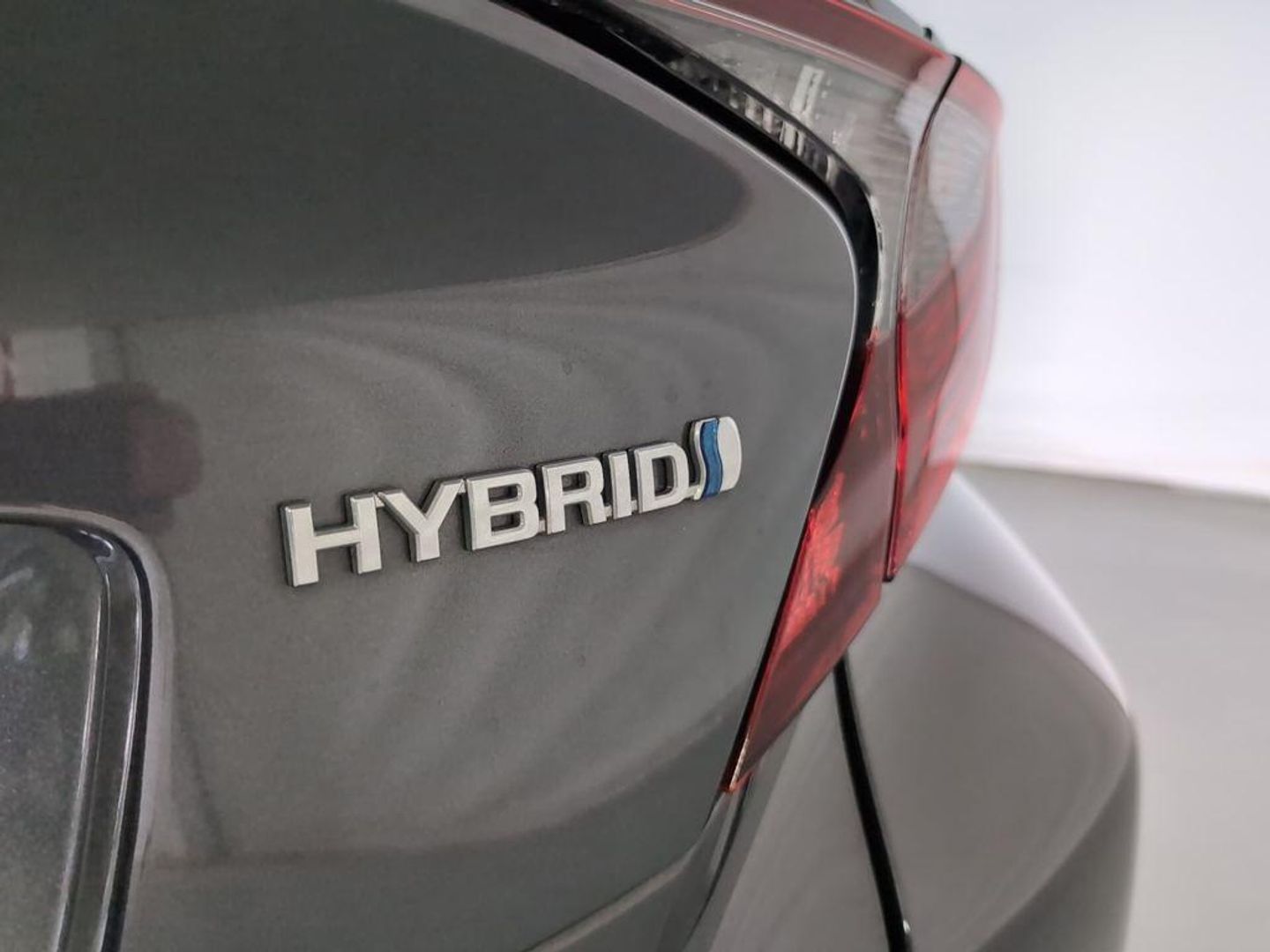 Toyota C-HR 1.8 125H Advance 90 kW (122 CV)