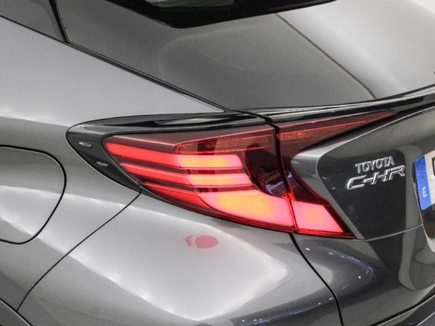 Toyota C-HR 180H Advance 135 kW (184 CV)