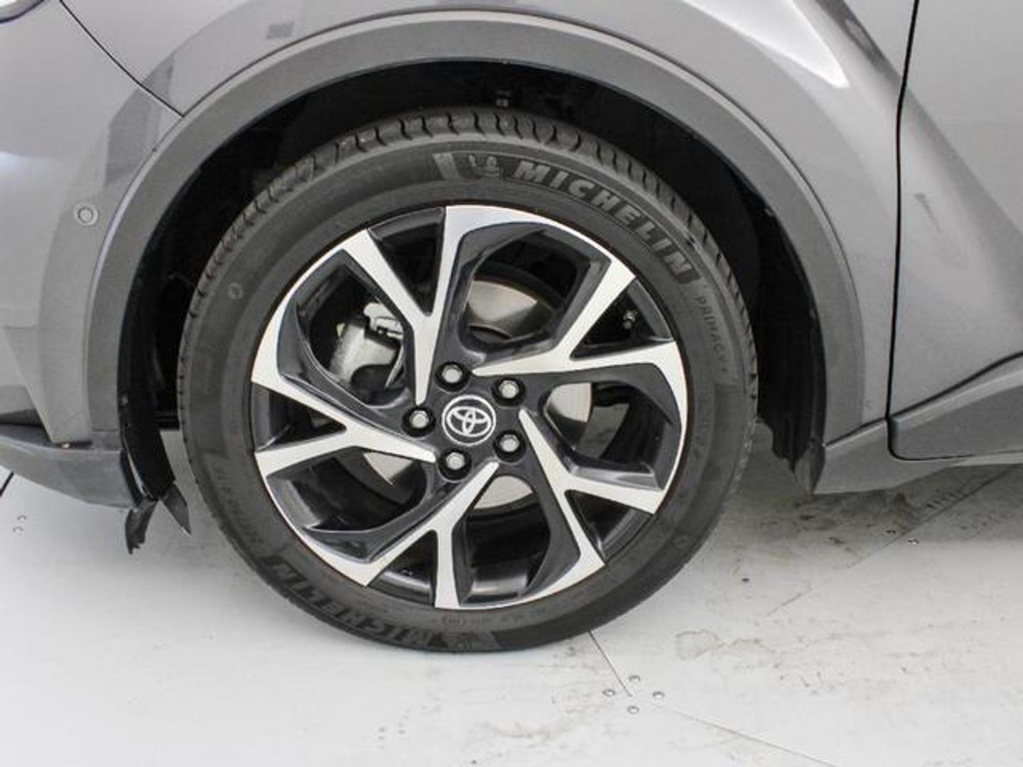 Toyota C-HR 180H Advance 135 kW (184 CV)