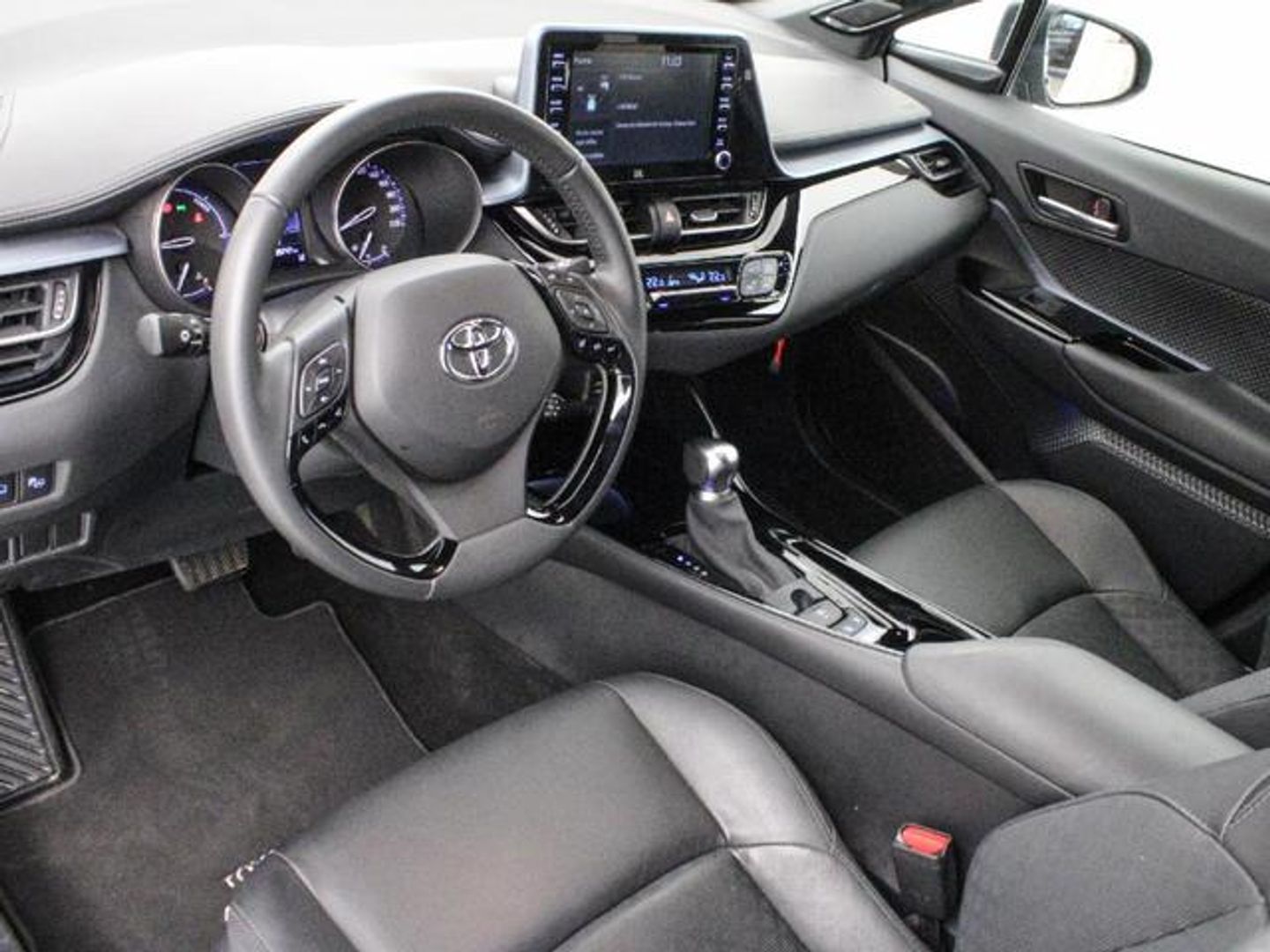 Toyota C-HR 180H Advance 135 kW (184 CV)