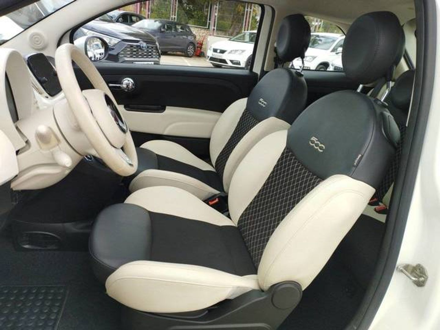 Fiat 500 1.0 Hybrid Dolcevita 51 kW (70 CV)