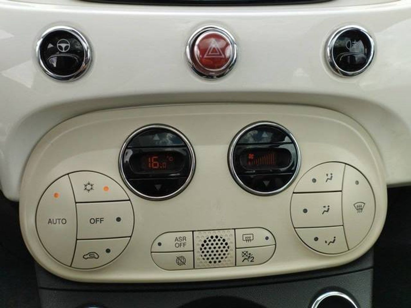 Fiat 500 1.0 Hybrid Dolcevita 51 kW (70 CV)