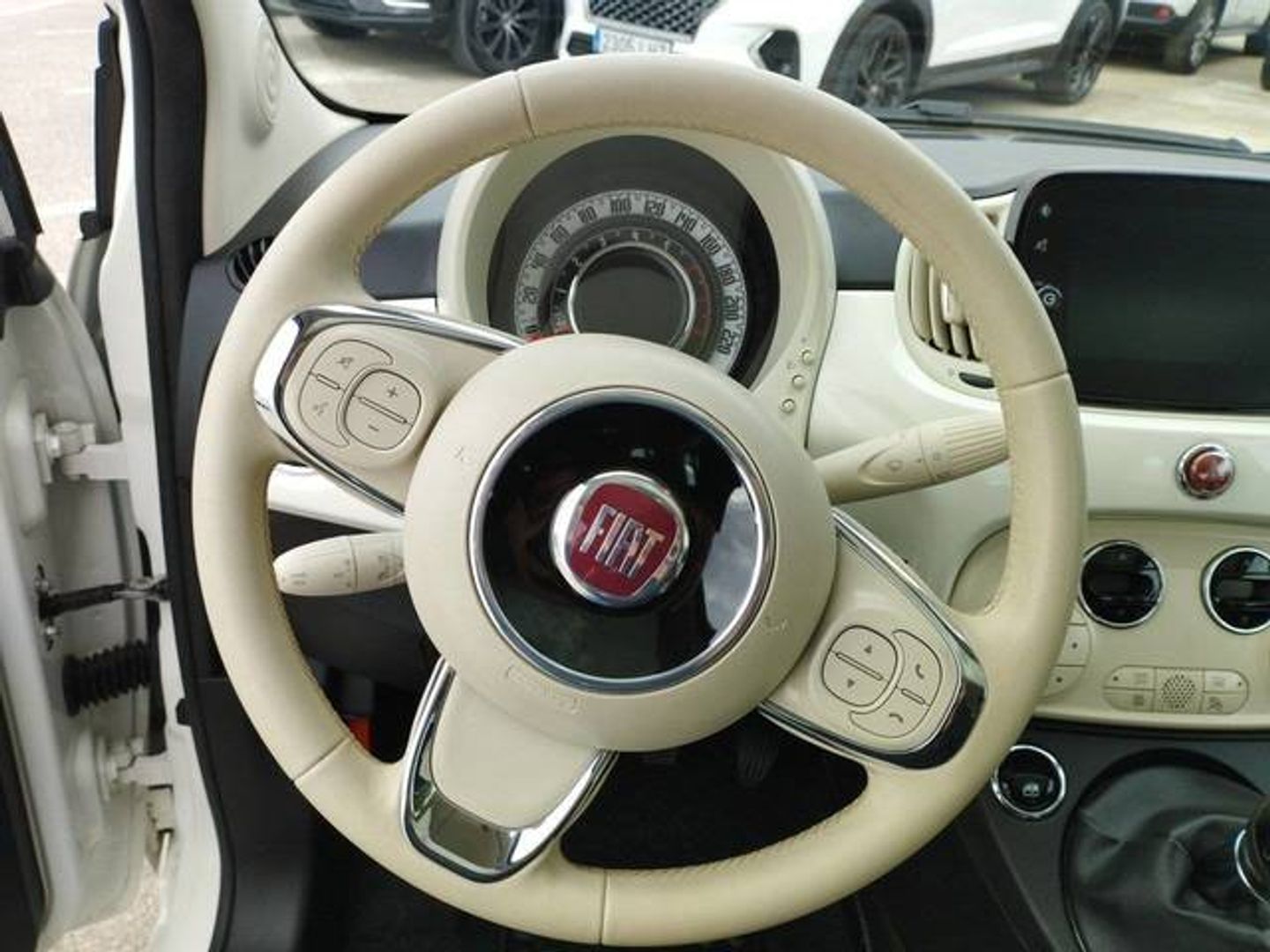 Fiat 500 1.0 Hybrid Dolcevita 51 kW (70 CV)
