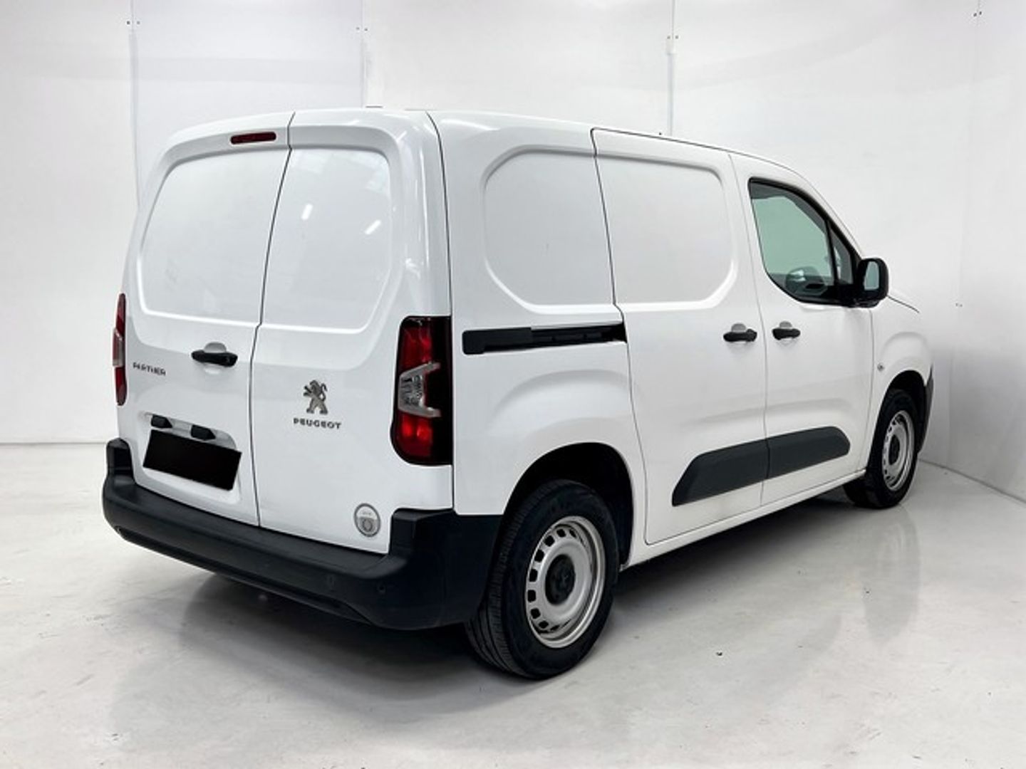 Peugeot Partner Furgon BlueHDi 100 Standard 600kg 73 kW (98 CV)
