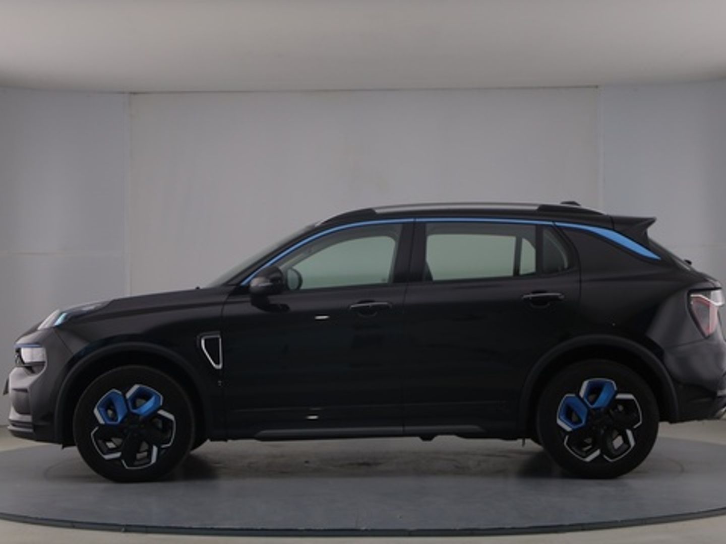 Lynk & Co 01 1.5 HEV 145 kW (197 CV)